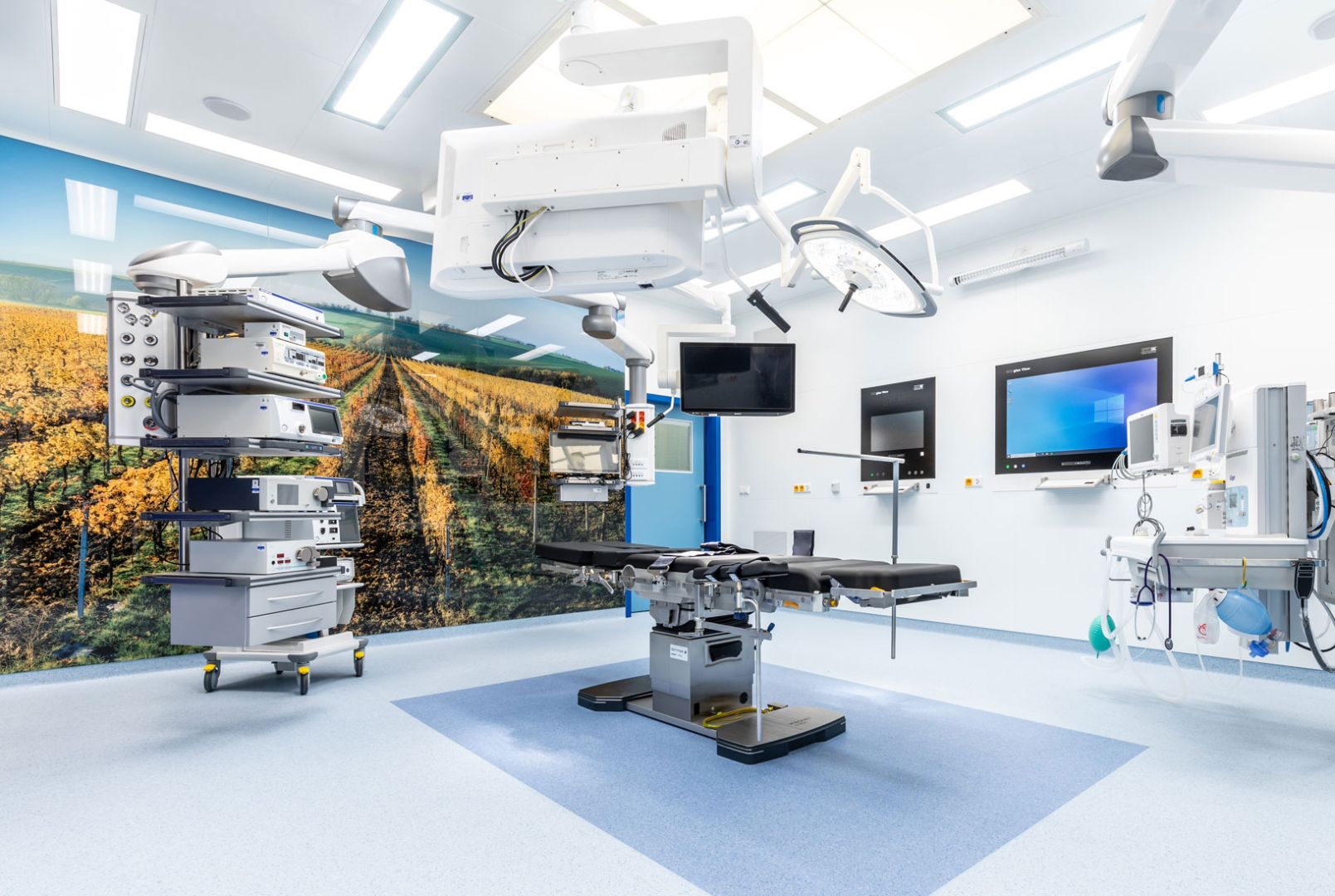TIMOTEC - Graphic Panels Bring More Than Just Aesthetics to Operating Rooms