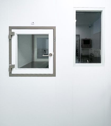 Cleanroom Systems<br>and Components